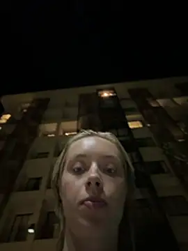 Snapshot of SunnyShiney chatting on 26, 3, 2026 SunnyShiney online show from 26, 3, 2026