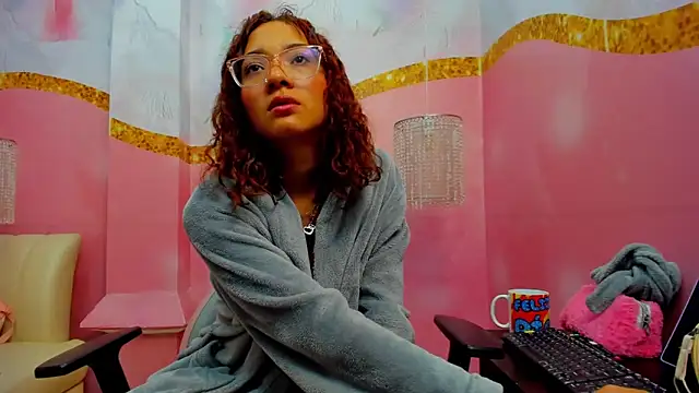 Jadde Greyy  online show from 15, 4, 2026