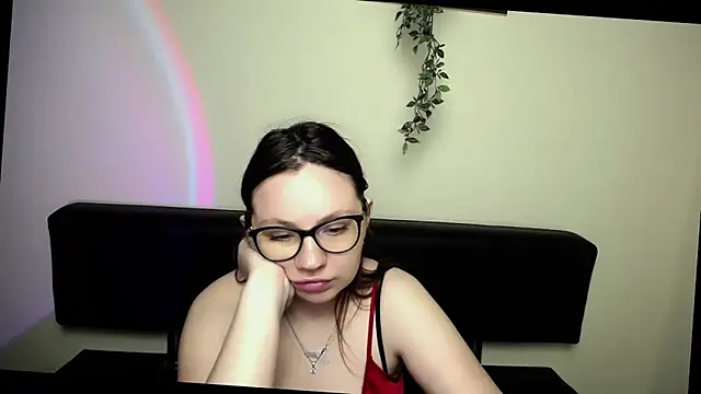 Snapshot of LiliaErmi chatting on 26, 4, 2026 LiliaErmi online show from 26, 4, 2026