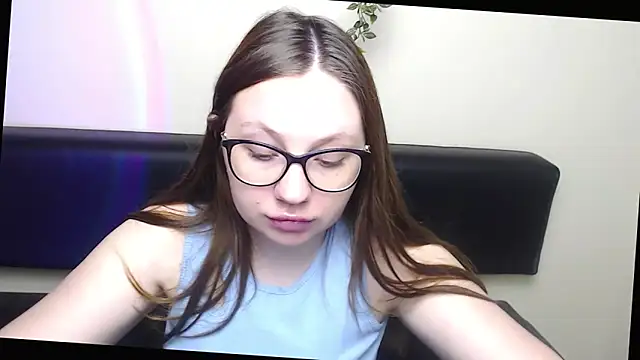Snapshot of LiliaErmi chatting on 27, 4, 2026 LiliaErmi online show from 27, 4, 2026