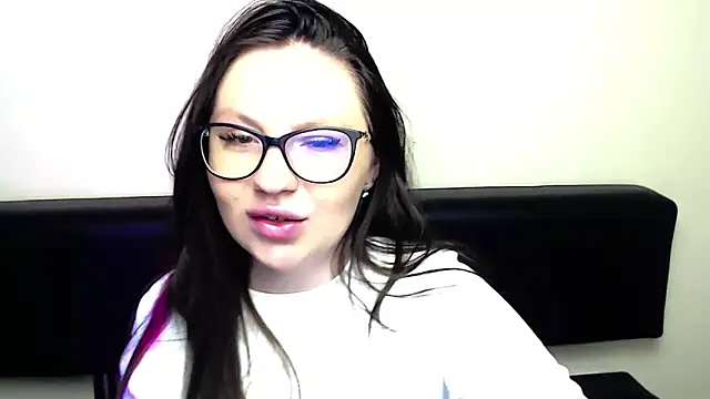 Snapshot of LiliaErmi chatting on 15, 5, 2026 LiliaErmi online show from 15, 5, 2026