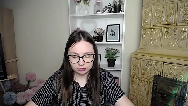 Snapshot of LiliaErmi chatting on 14, 6, 2026 LiliaErmi online show from 14, 6, 2026