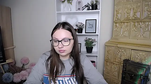 Snapshot of LiliaErmi chatting on 15, 6, 2026 LiliaErmi online show from 15, 6, 2026