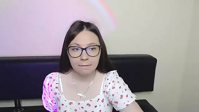 Snapshot of LiliaErmi chatting on 20, 6, 2026 LiliaErmi online show from 20, 6, 2026