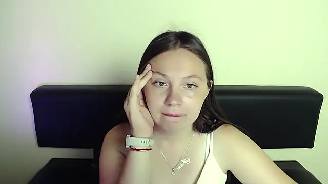 Snapshot of LiliaErmi chatting on 6, 8, 2026 LiliaErmi online show from 6, 8, 2026