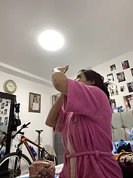 Snapshot of Scarlett__Noir chatting on 18, 6, 2026 Scarlett Noir online show from 18, 6, 2026