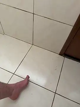 Snapshot of EngenheiroNovinho chatting on 4, 2, 2026 EngenheiroNovinho online show from 4, 2, 2026