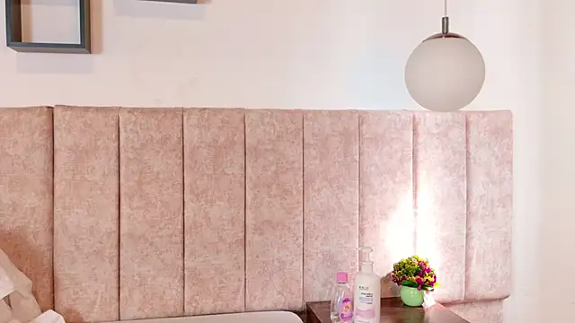 Snapshot of Zoehot_11 chatting on 11, 3, 2026 Zoehot 11 online show from 11, 3, 2026