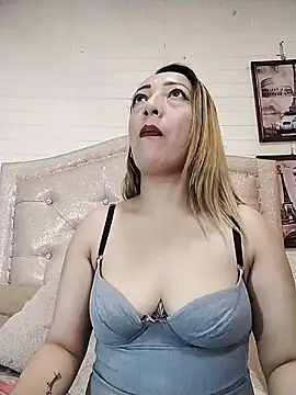 Snapshot of DanaMontana chatting on 20, 5, 2026 DanaMontana online show from 20, 5, 2026