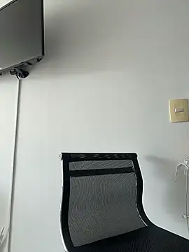 Snapshot of ValeriaTorress_ chatting on 2, 3, 2026 ValeriaTorress online show from 2, 3, 2026