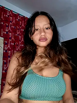 Snapshot of Annalia69 chatting on 19, 6, 2026 Annalia69 online show from 19, 6, 2026