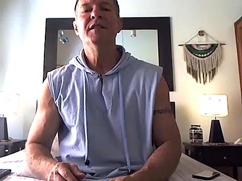 Snapshot of TommyLopez chatting on 14, 12, 2025 TommyLopez online show from 14, 12, 2025