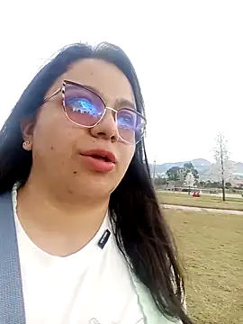 Snapshot of Brianna_Ruiz chatting on 14, 12, 2025 Brianna Ruiz online show from 14, 12, 2025