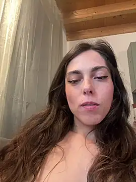 Snapshot of YourSlutQueen chatting on 28, 4, 2026 YourSlutQueen online show from 28, 4, 2026