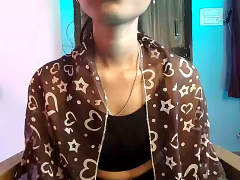 Snapshot of Maira_00 chatting on 17, 12, 2025 Maira 00 online show from 17, 12, 2025