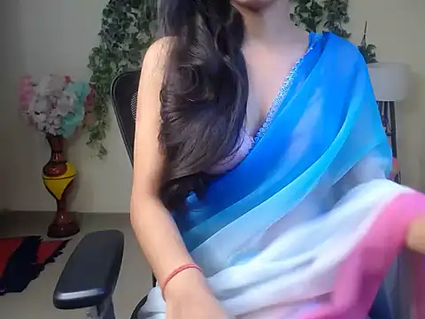 Snapshot of Shy_nivi chatting on 7, 5, 2026 Shy nivi online show from 7, 5, 2026
