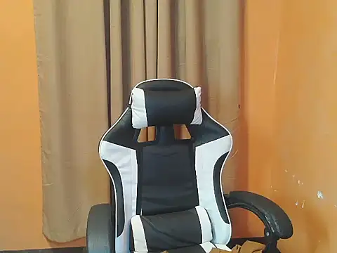 ur lovelyjessy online show from 22, 3, 2026