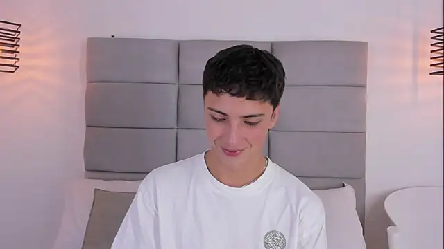 Snapshot of JoshClaarktt chatting on 26, 4, 2026 JoshClaarktt online show from 26, 4, 2026