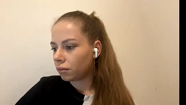 GinnyVanlaere online show from 19, 12, 2025