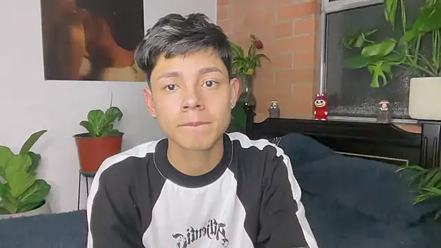 Snapshot of Andy_Belier23 chatting on 16, 3, 2026 Andy Belier23 online show from 16, 3, 2026