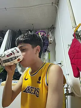 Snapshot of Andy_Belier23 chatting on 28, 3, 2026 Andy Belier23 online show from 28, 3, 2026