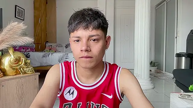 Snapshot of Andy_Belier23 chatting on 10, 4, 2026 Andy Belier23 online show from 10, 4, 2026