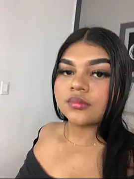 SalomeReed online show from 16, 12, 2025