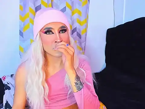 Snapshot of georgiina_giio chatting on 12, 3, 2026 georgiina giio online show from 12, 3, 2026