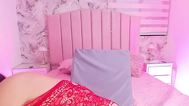 Snapshot of sofia_go_ chatting on 15, 12, 2025 sofia go online show from 15, 12, 2025