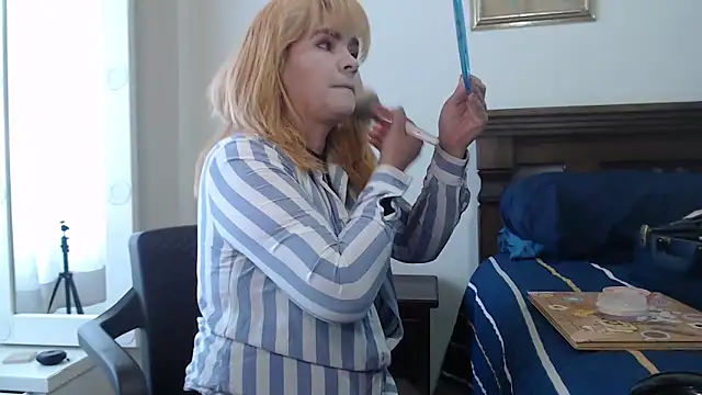 evelynsmithco online show from 17, 1, 2026