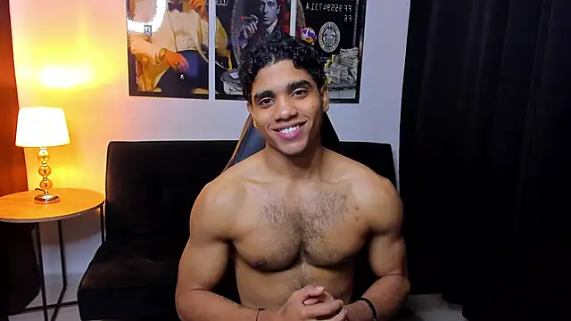 Snapshot of Dustyn_Michelle1 chatting on 6, 2, 2026 Dustyn Michelle1 online show from 6, 2, 2026