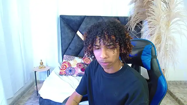 angelll18  online show from 27, 2, 2026