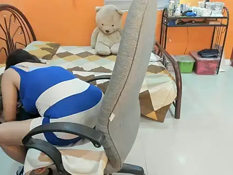 cocktits69 online show from 13, 3, 2026