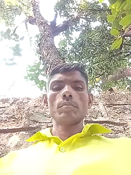 Snapshot of Akash32y chatting on 14, 12, 2025 Akash32y online show from 14, 12, 2025