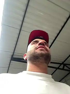 Snapshot of jamess_0 chatting on 12, 4, 2026 jamess 0 online show from 12, 4, 2026