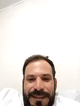 Snapshot of Dionaatanm chatting on 15, 12, 2025 Dionaatanm online show from 15, 12, 2025