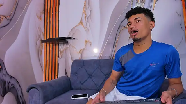 Snapshot of AresDAMM chatting on 14, 12, 2025 AresDAMM online show from 14, 12, 2025