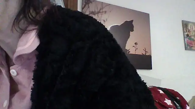 Lunamaya7 online show from 23, 12, 2025