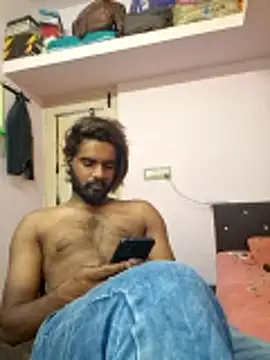 Snapshot of suhxil79 chatting on 3, 5, 2026 suhxil79 online show from 3, 5, 2026