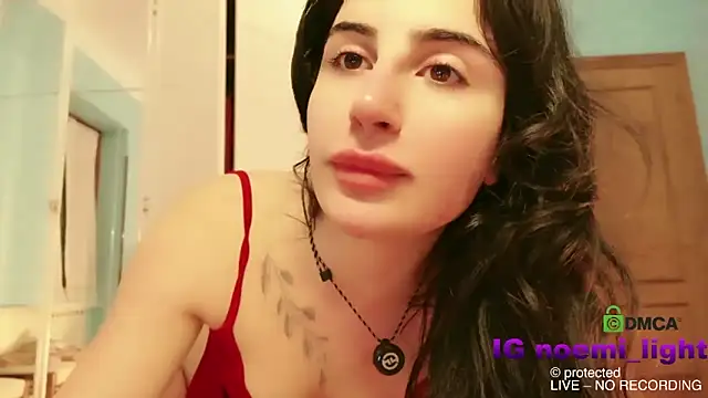 Snapshot of DeaAthena chatting on 2, 4, 2026 DeaAthena online show from 2, 4, 2026