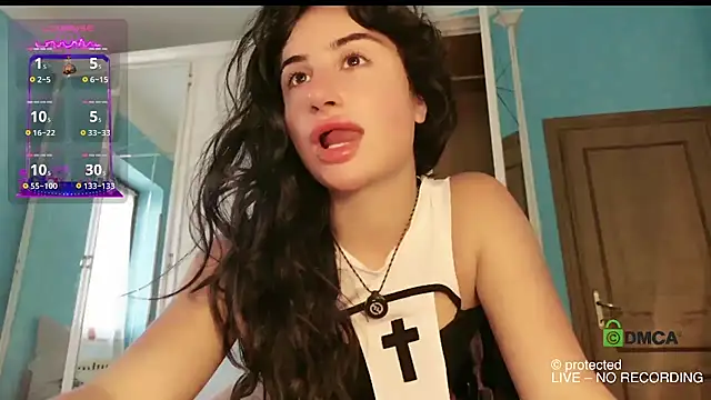 Snapshot of DeaAthena chatting on 7, 7, 2026 DeaAthena online show from 7, 7, 2026