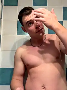 Snapshot of Ronnie_Power chatting on 15, 12, 2025 Ronnie Power online show from 15, 12, 2025