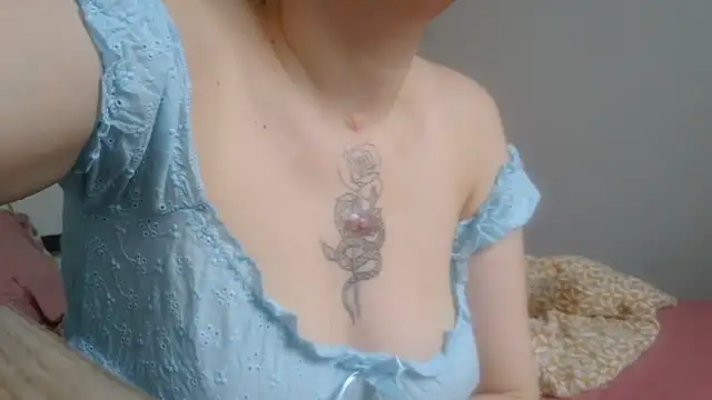 Snapshot of anngelle chatting on 4, 4, 2026 anngelle online show from 4, 4, 2026