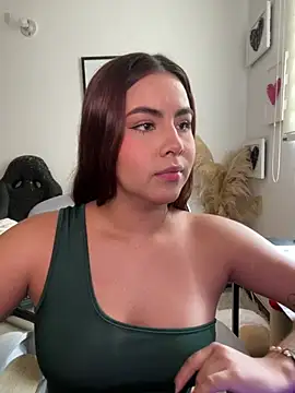 Zarahs Blare1 online show from 12, 7, 2026