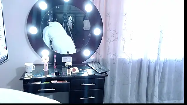 Snapshot of Naomy_Mature chatting on 10, 3, 2026 Naomy Mature online show from 10, 3, 2026