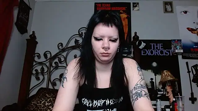 Snapshot of Bettieee_Agura chatting on 1, 2, 2026 Bettieee Agura online show from 1, 2, 2026
