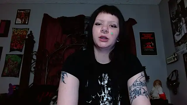 Snapshot of Bettieee_Agura chatting on 17, 3, 2026 Bettieee Agura online show from 17, 3, 2026