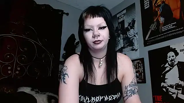 Snapshot of Bettieee_Agura chatting on 11, 4, 2026 Bettieee Agura online show from 11, 4, 2026