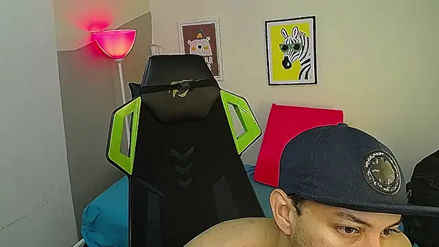 Snapshot of Luky_twink chatting on 15, 12, 2025 Luky twink online show from 15, 12, 2025