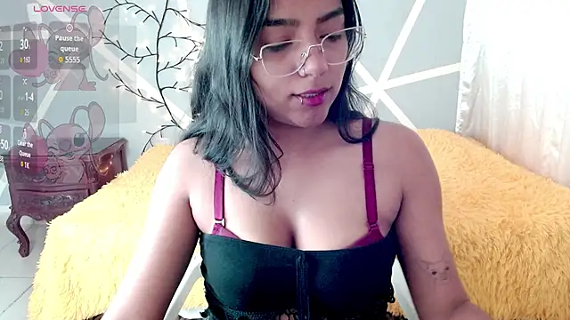 Snapshot of valkydoll2 chatting on 16, 12, 2025 valkydoll2 online show from 16, 12, 2025